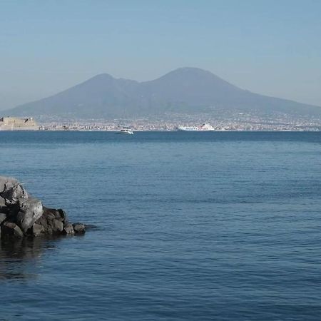 Mincasa Nel Cuore Di Napoli Luaran gambar