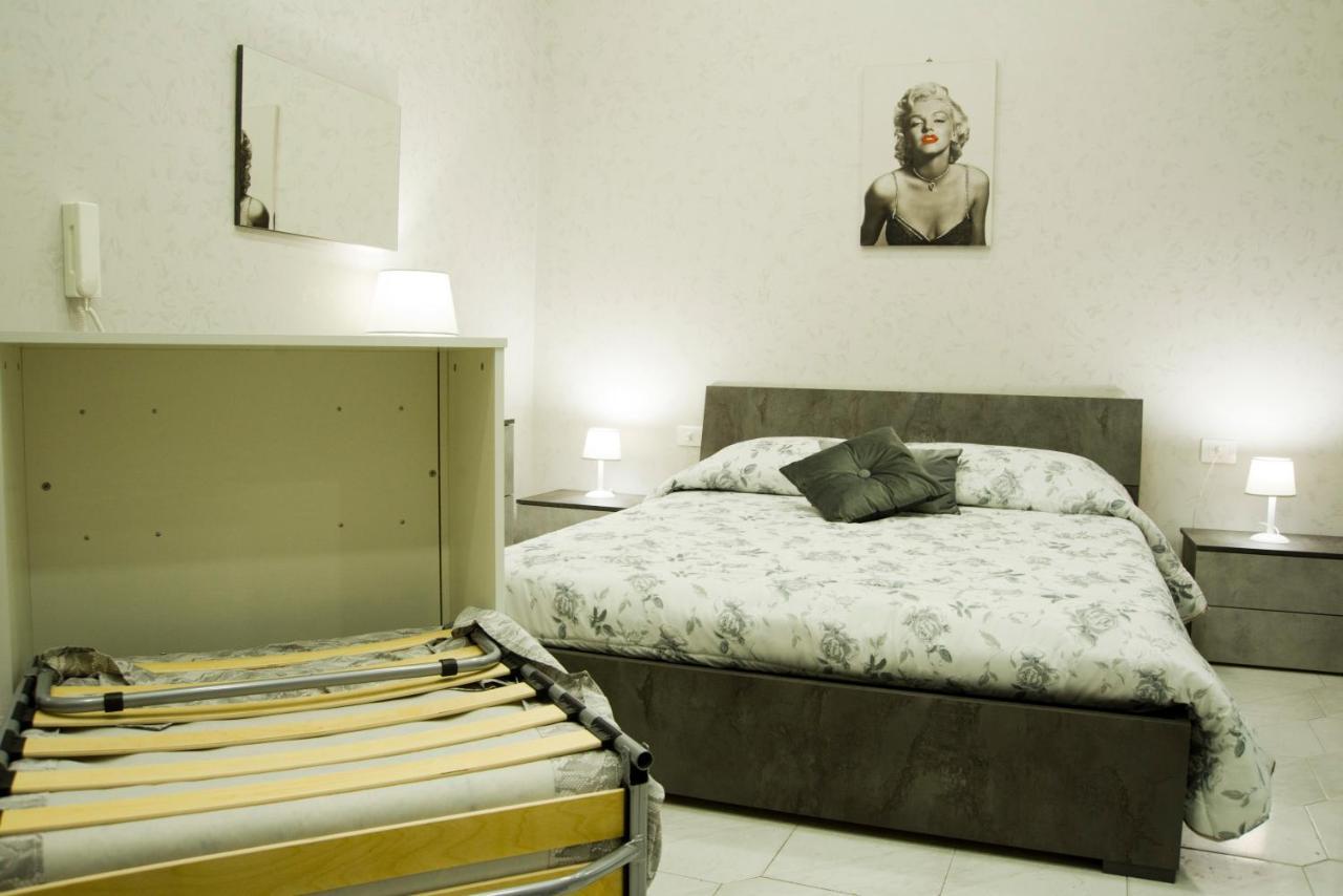 Mincasa Nel Cuore Di Napoli Luaran gambar