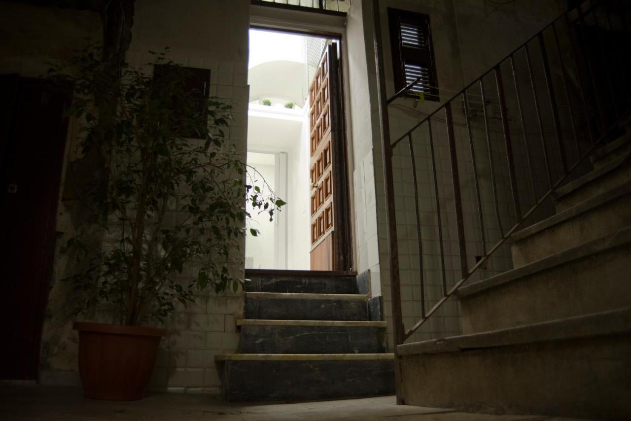 Mincasa Nel Cuore Di Napoli Luaran gambar