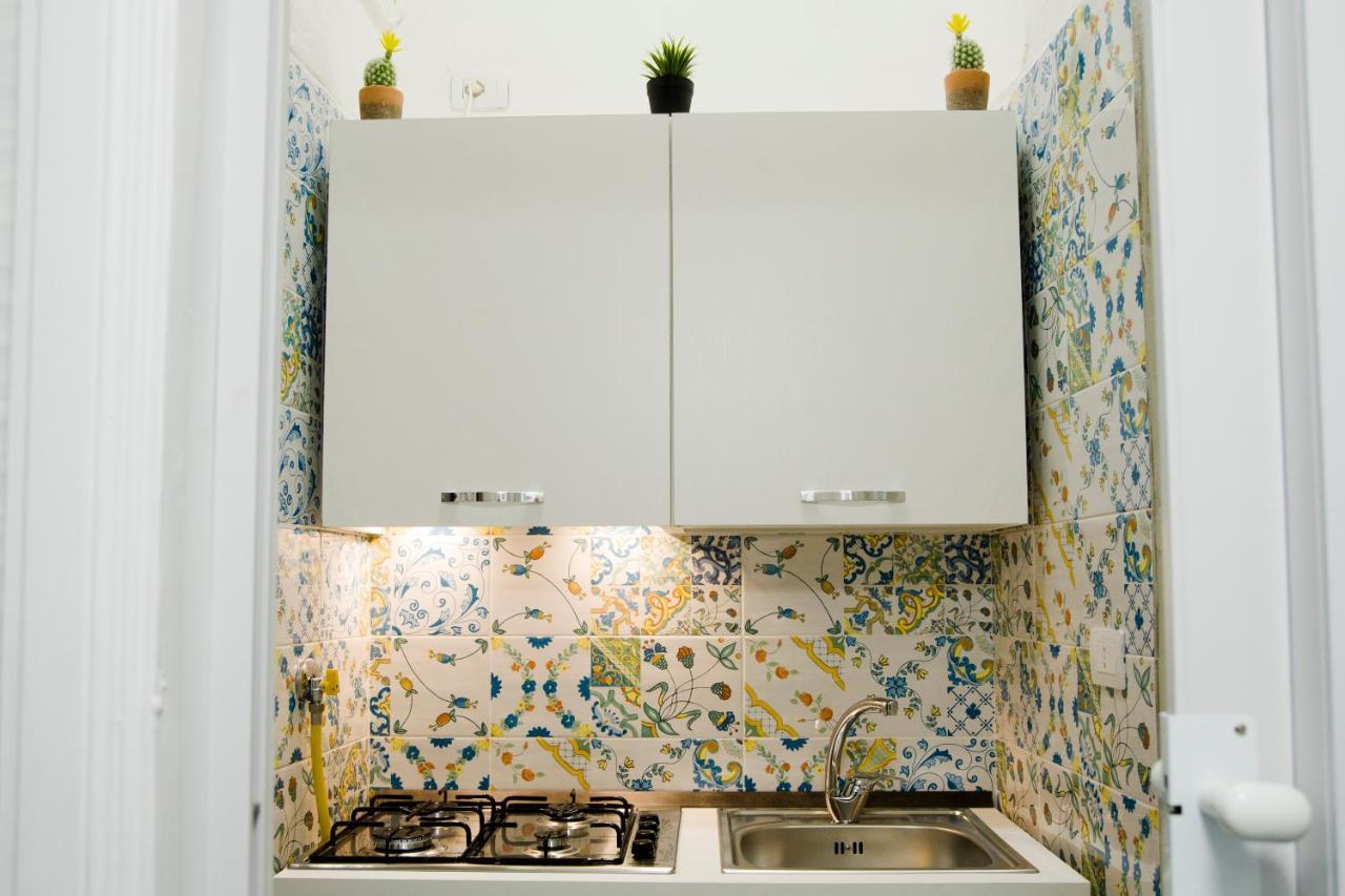 Mincasa Nel Cuore Di Napoli Luaran gambar